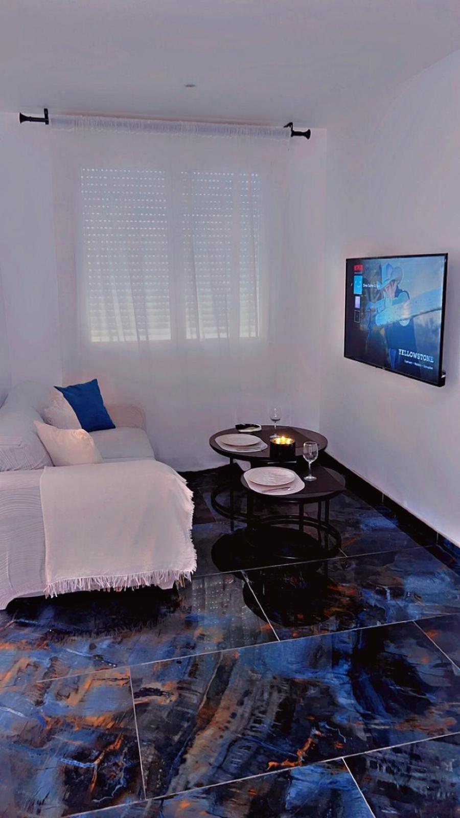 Vedène Dima Suite Jacuzzi Privatif מראה חיצוני תמונה